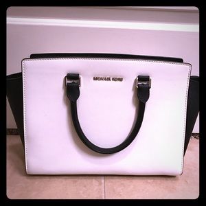 Michael Kors Selma Satchel